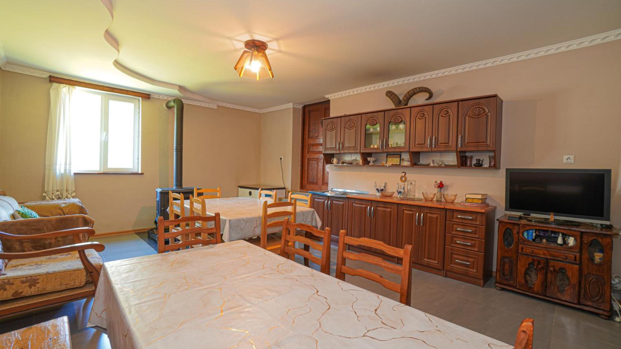 Givi Kakhiani'S Guesthouse Zhabeshi Exteriör bild