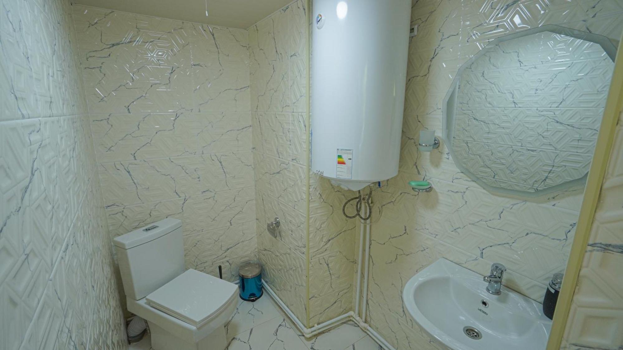 Givi Kakhiani'S Guesthouse Zhabeshi Exteriör bild